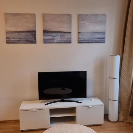Sunny Apartment Next To Metro 1Br เวียนนา ภายนอก รูปภาพ