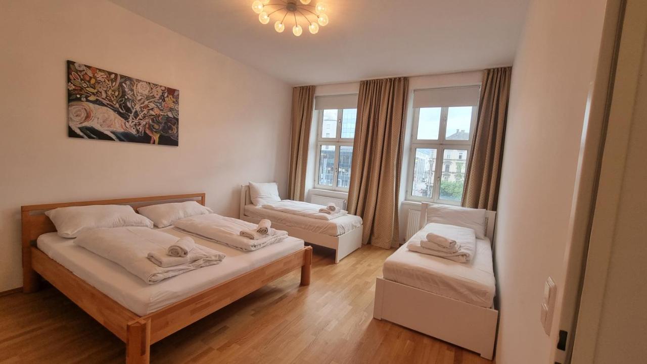 Sunny Apartment Next To Metro 1Br เวียนนา ภายนอก รูปภาพ